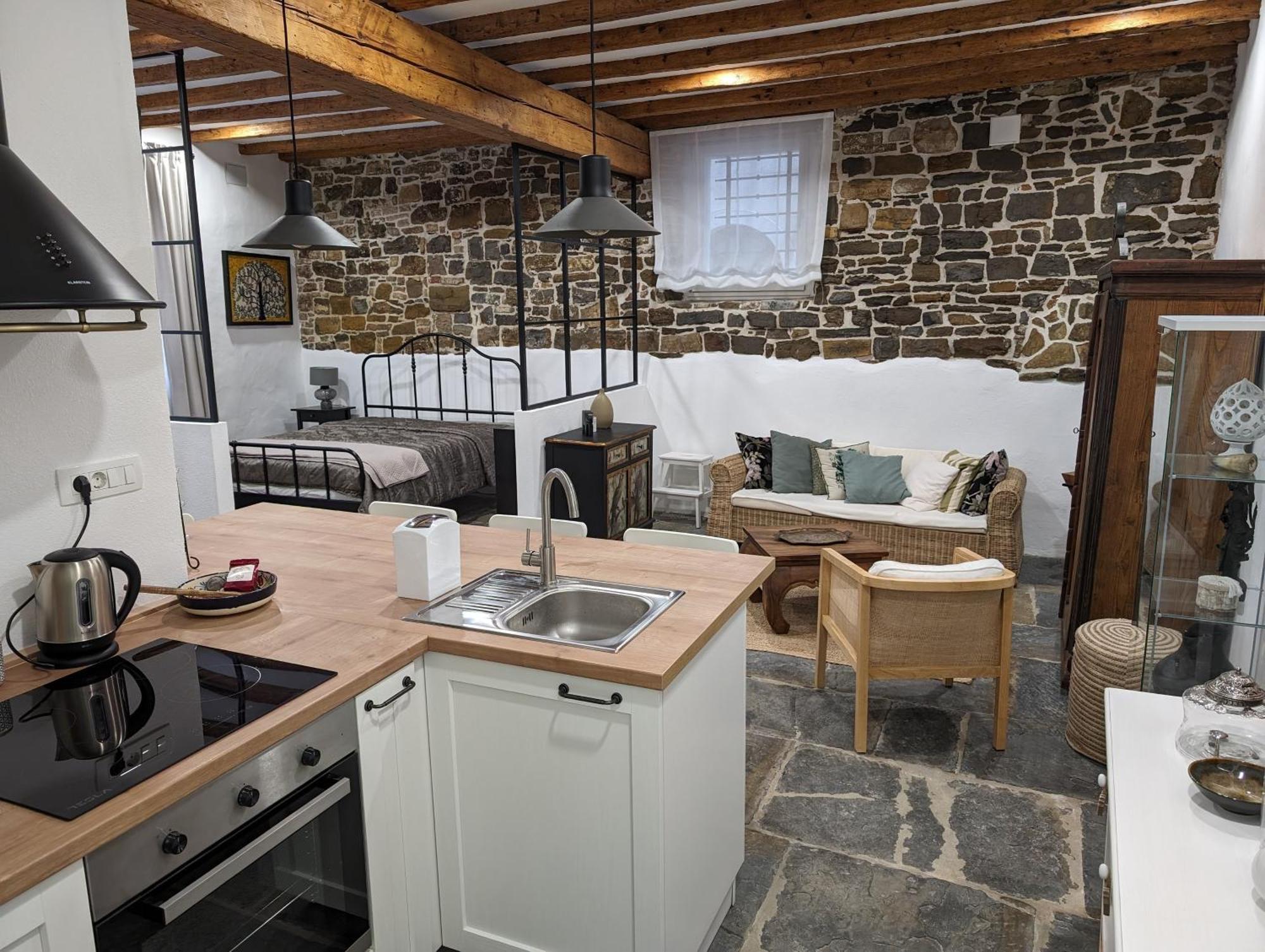 Koper Old Town Apartment ภายนอก รูปภาพ